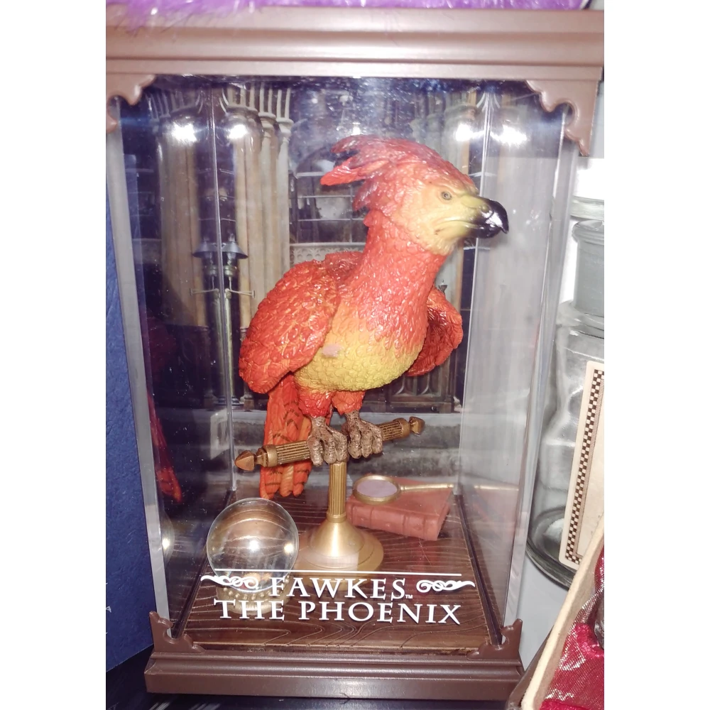 Harry Potter Magical Creatures - soška Fawkese