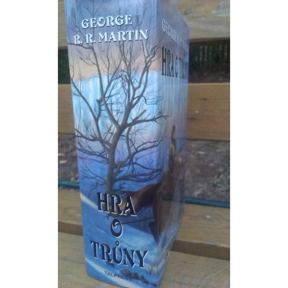 Hra o trůny (vázaná)
