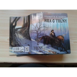 Hra o trůny (vázaná)
