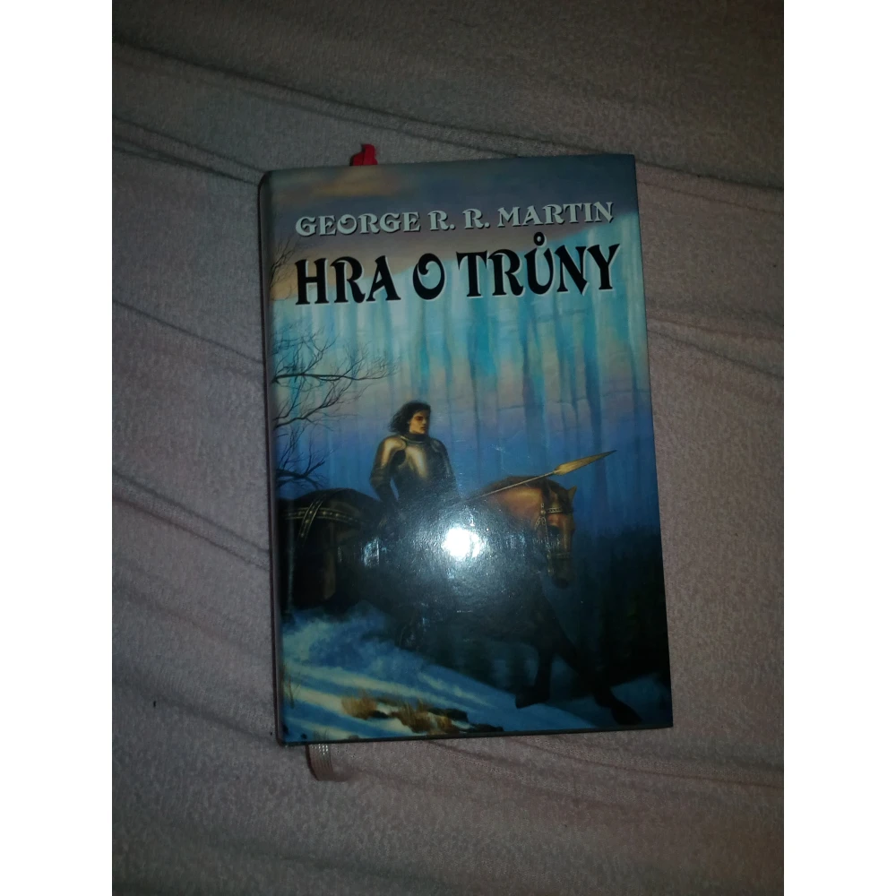 Hra o trůny (vázaná)