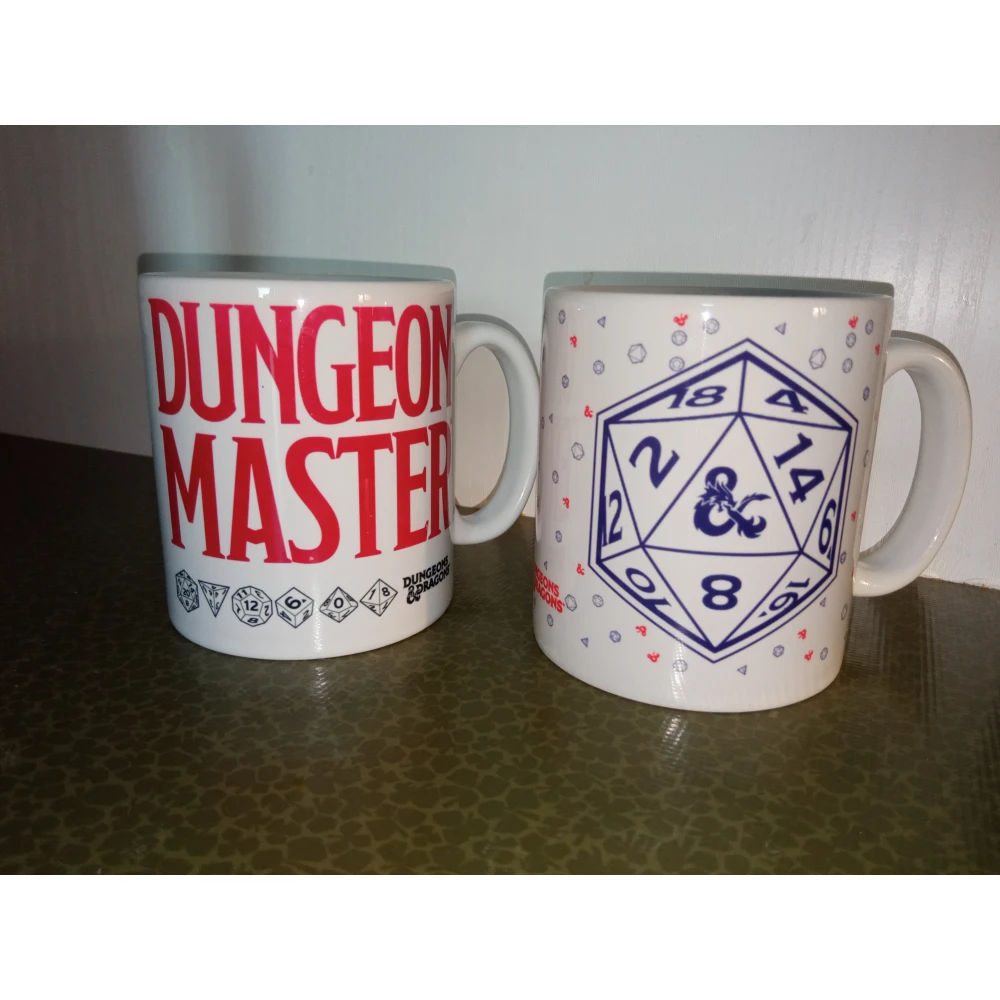 Hrnček Dungeons and Dragons - D20