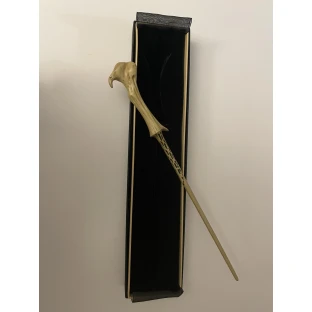 Lord Voldemort's Wand with Ollivander's Box