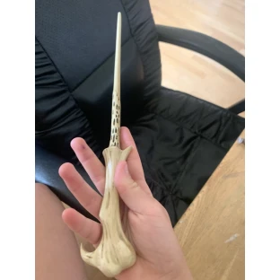 Lord Voldemort's Wand with Ollivander's Box