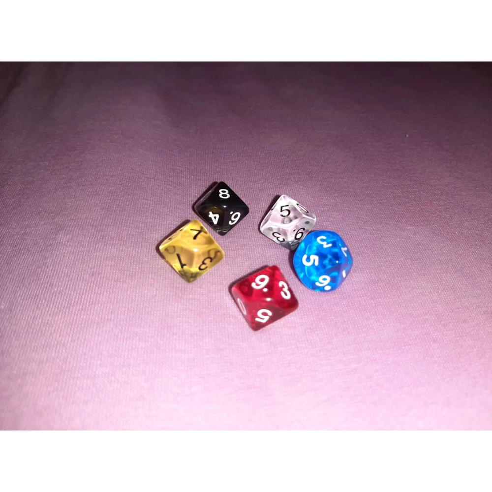 Translucent d10 die