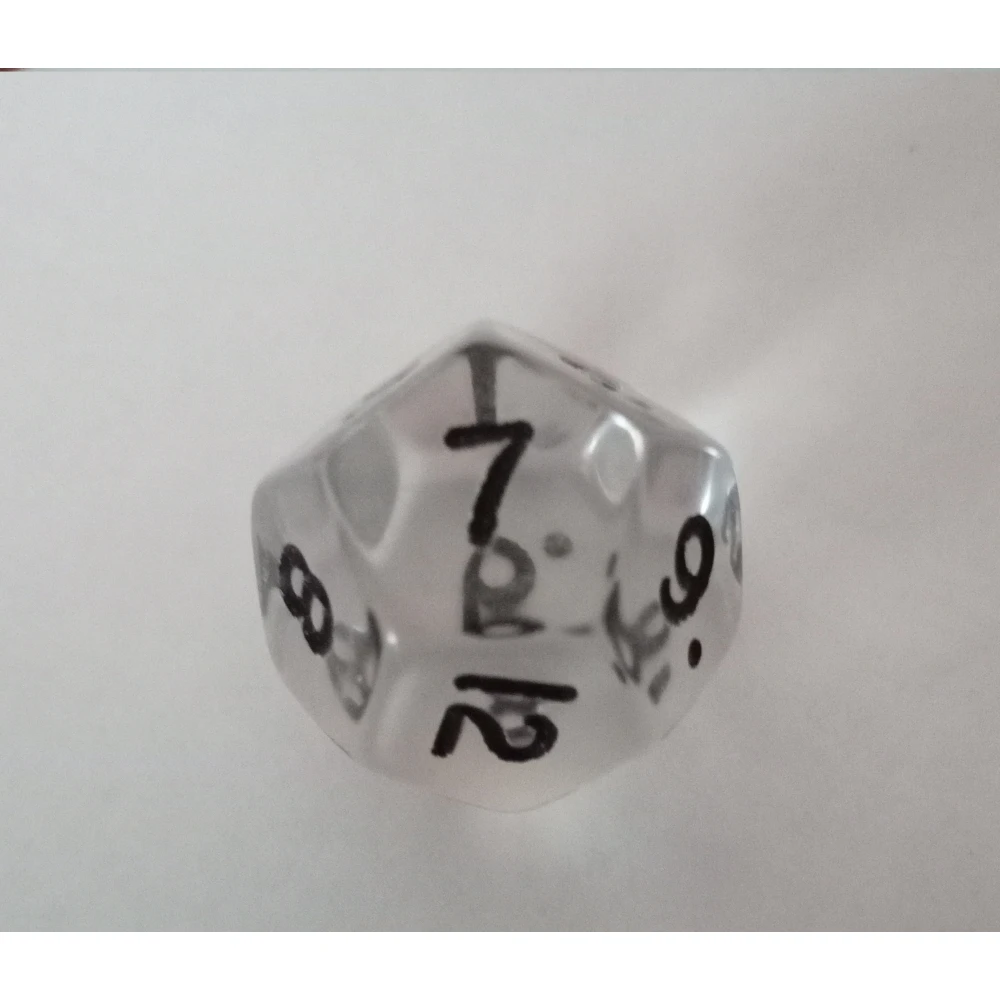 W20-Würfel transparent