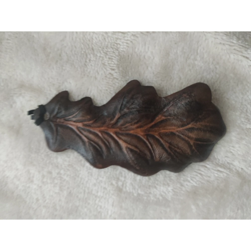 Leather Oak Leaf Pendant