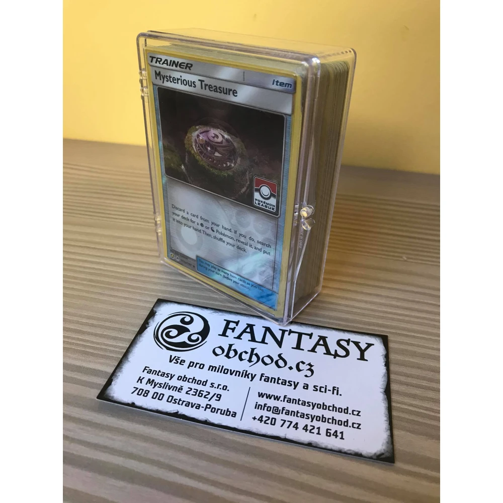 Kartenbox für 50 Karten – transparent, aufklappbar (Ultra Pro)