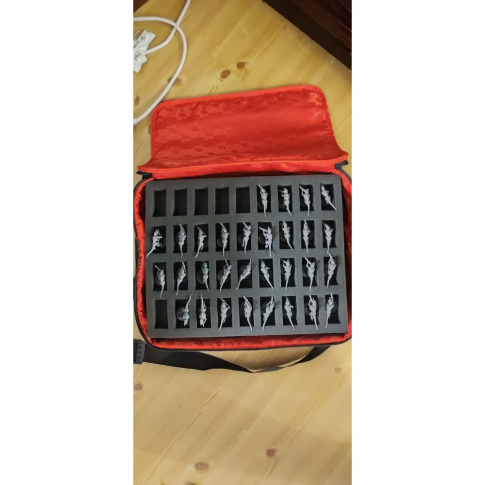 Kufor Feldherr MAXI pre 72 figúrok pechoty + tanky a monštrá