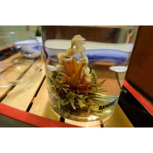Flowering Tea: Oriental Beauty