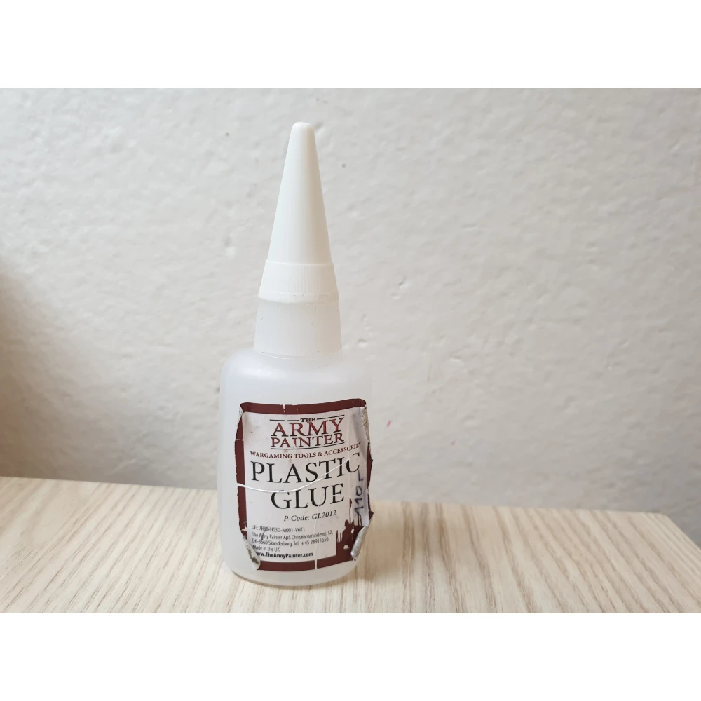 Army Painter Plastic Glue