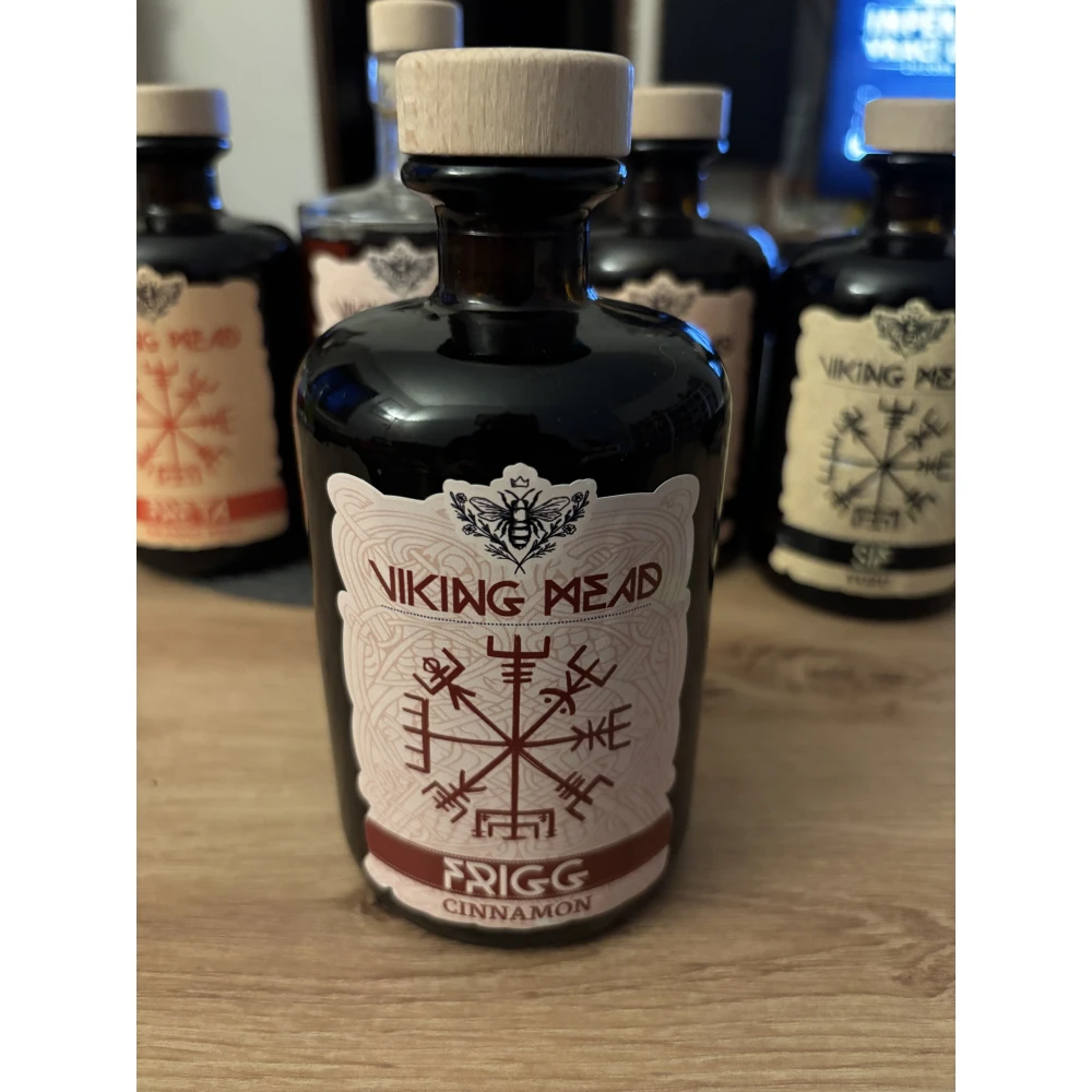 Medovina Viking Mead Frigg - Skořicová 0,5 l
