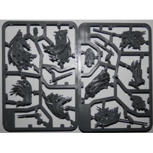 Middle-earth Strategy Battle Game: King of the Dead & Heralds