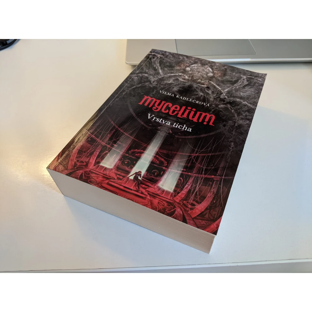 Mycelium VI: Vrstva ticha