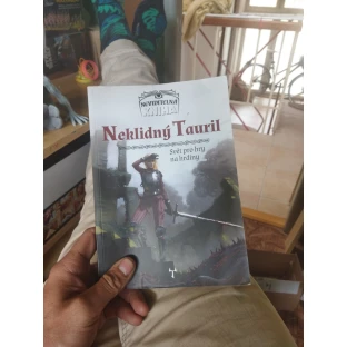 Neviditeľná kniha: Neklidný Tauril