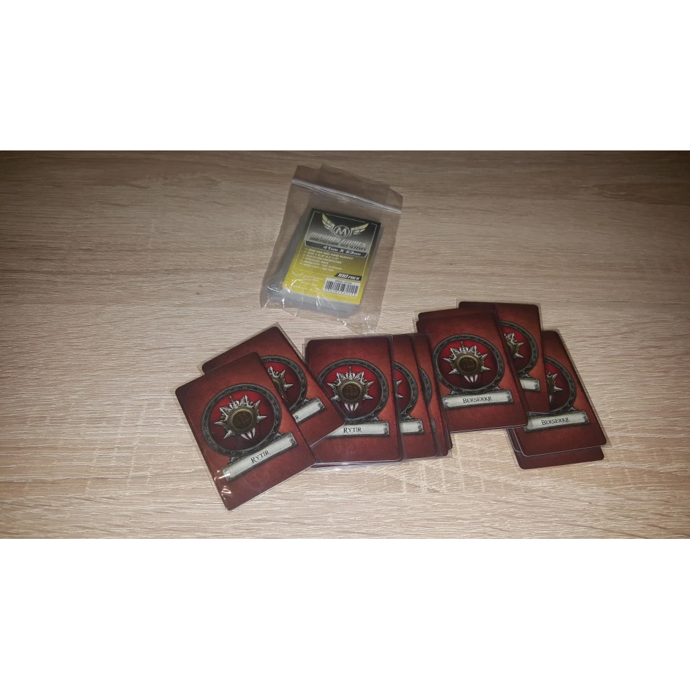 Card Sleeves 41 x 63 mm (Mayday)