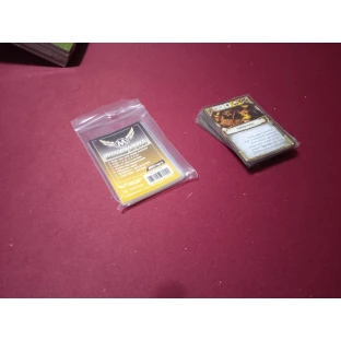 Card Sleeves 41 x 63 mm (Mayday)