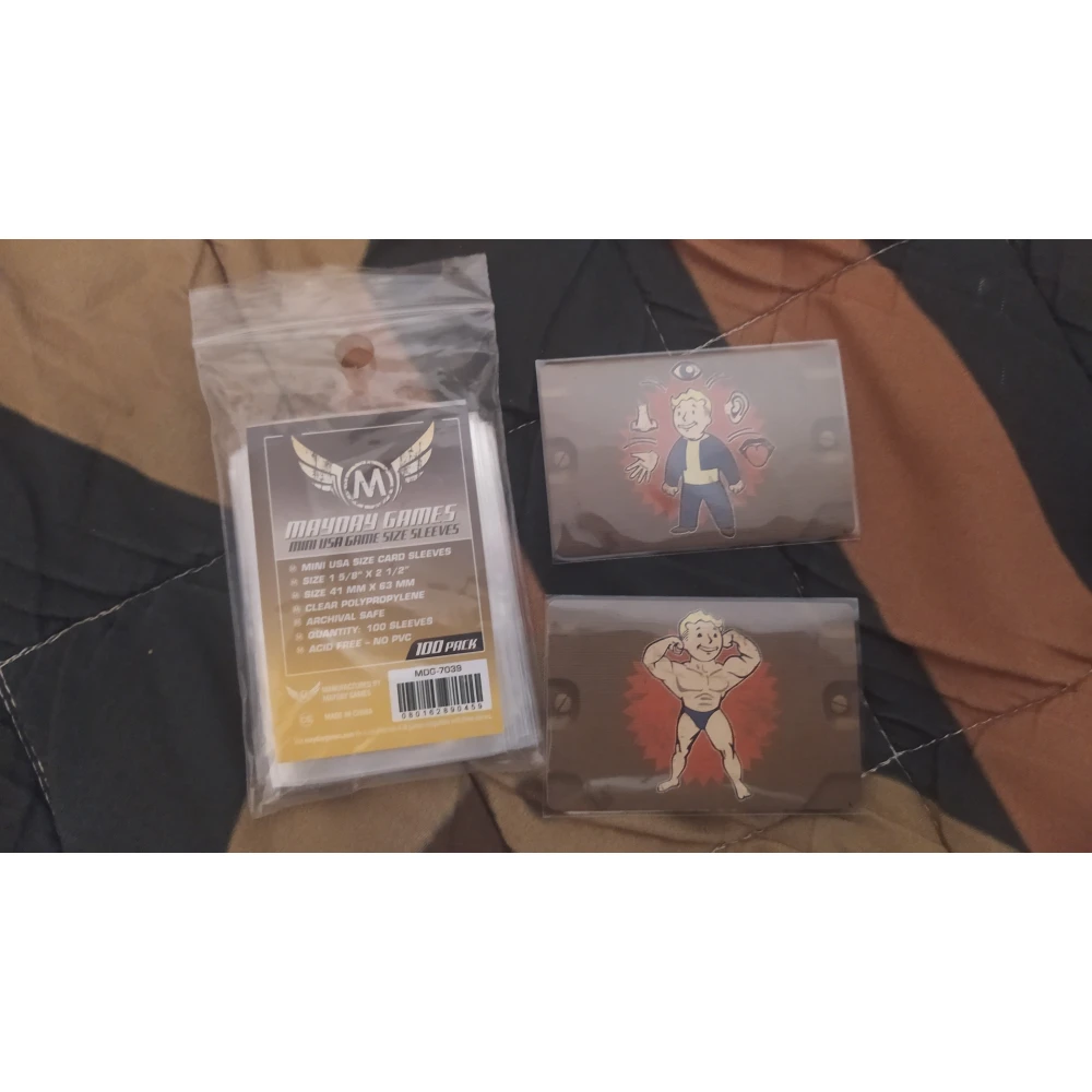 Card Sleeves 41 x 63 mm (Mayday)