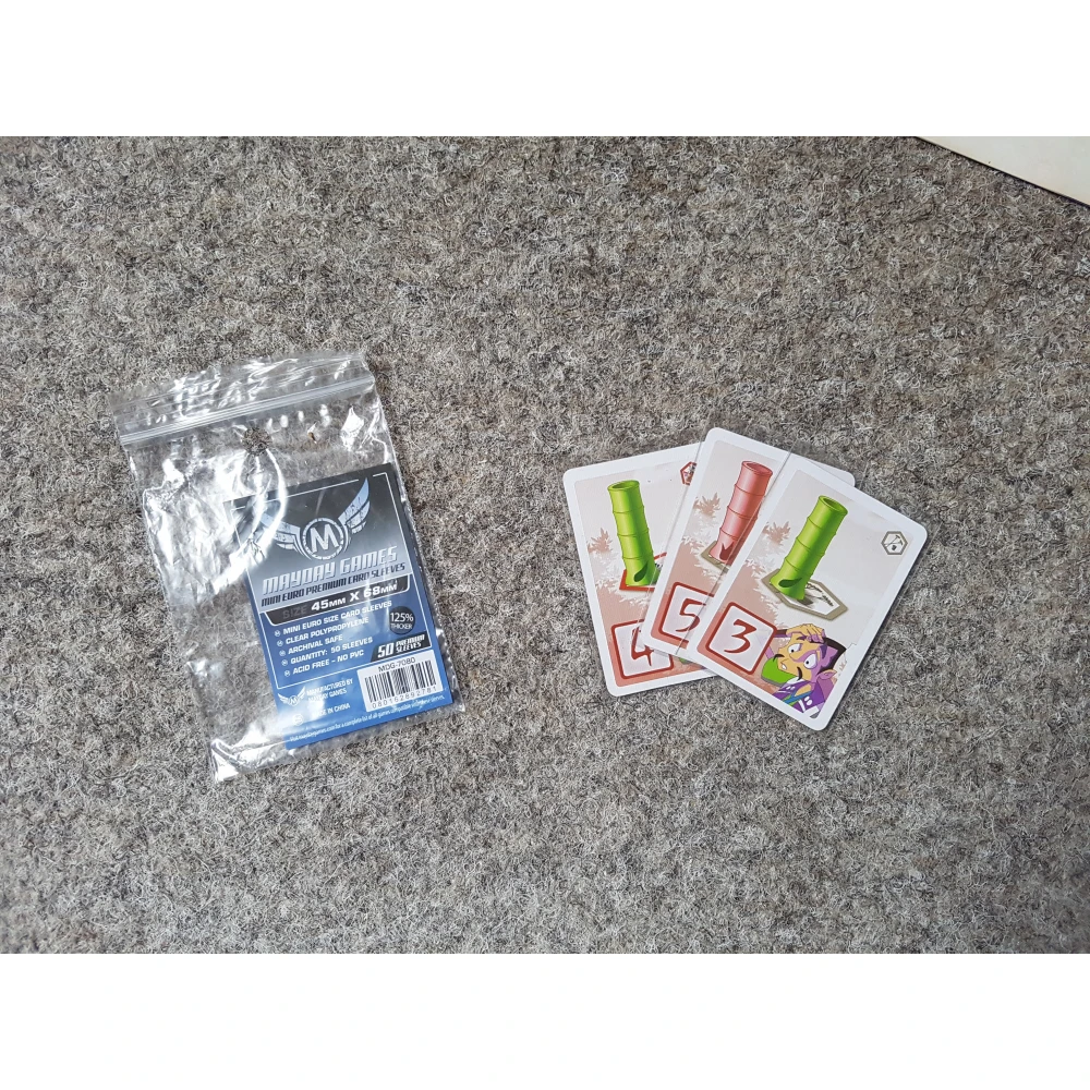 Card Sleeves 45 x 68 mm (Mayday Premium Card)