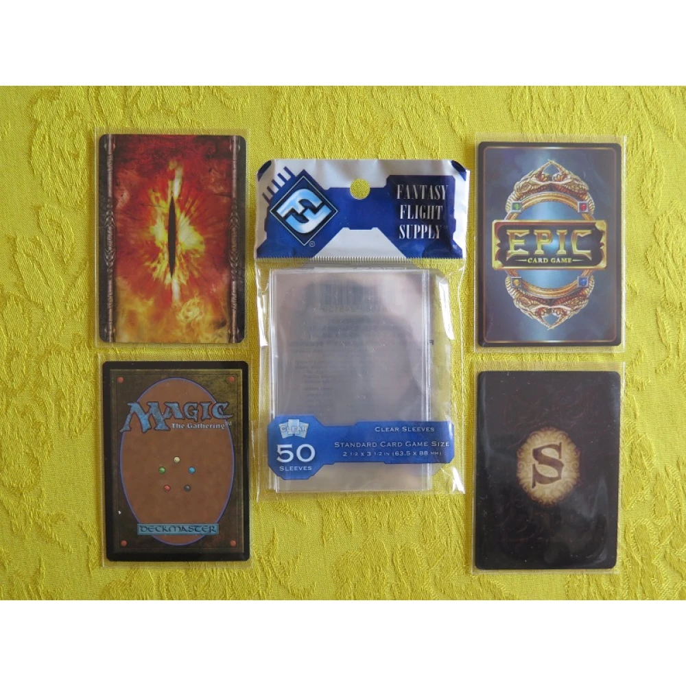 Card Sleeves 63.5 x 88 mm (FFG)