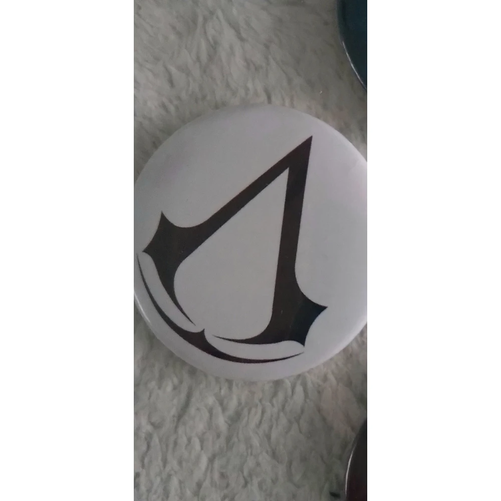 Ansteck-Button Assassin's Creed Valhalla