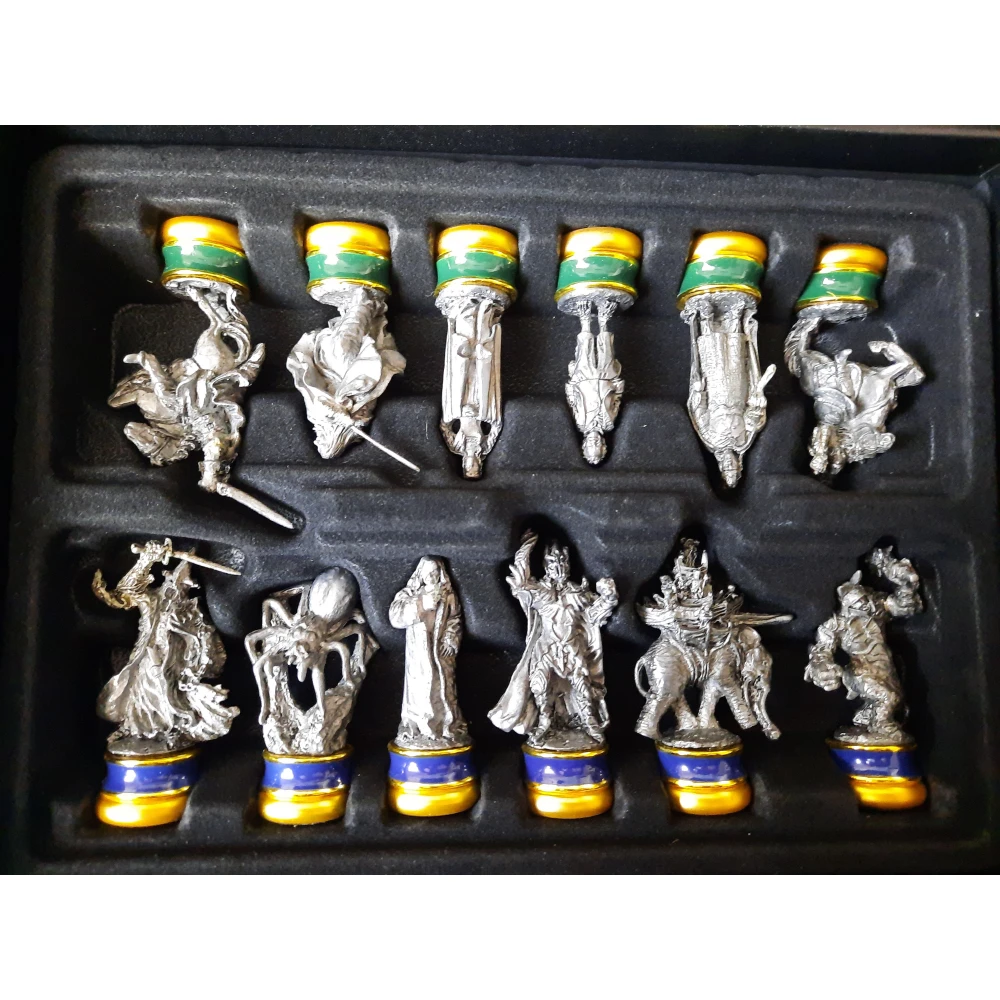 The Lord of the Rings: The Return of the King - Chess Pieces