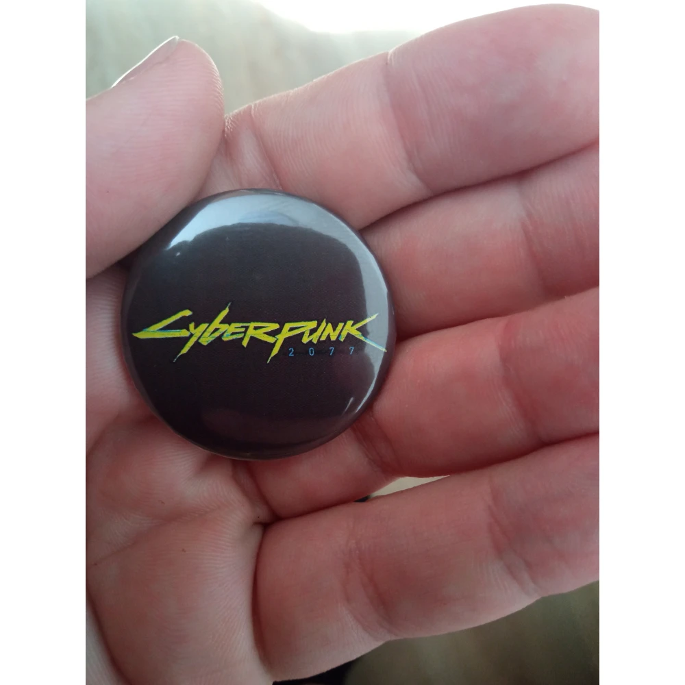 Cyberpunk 2077 Button - Logo