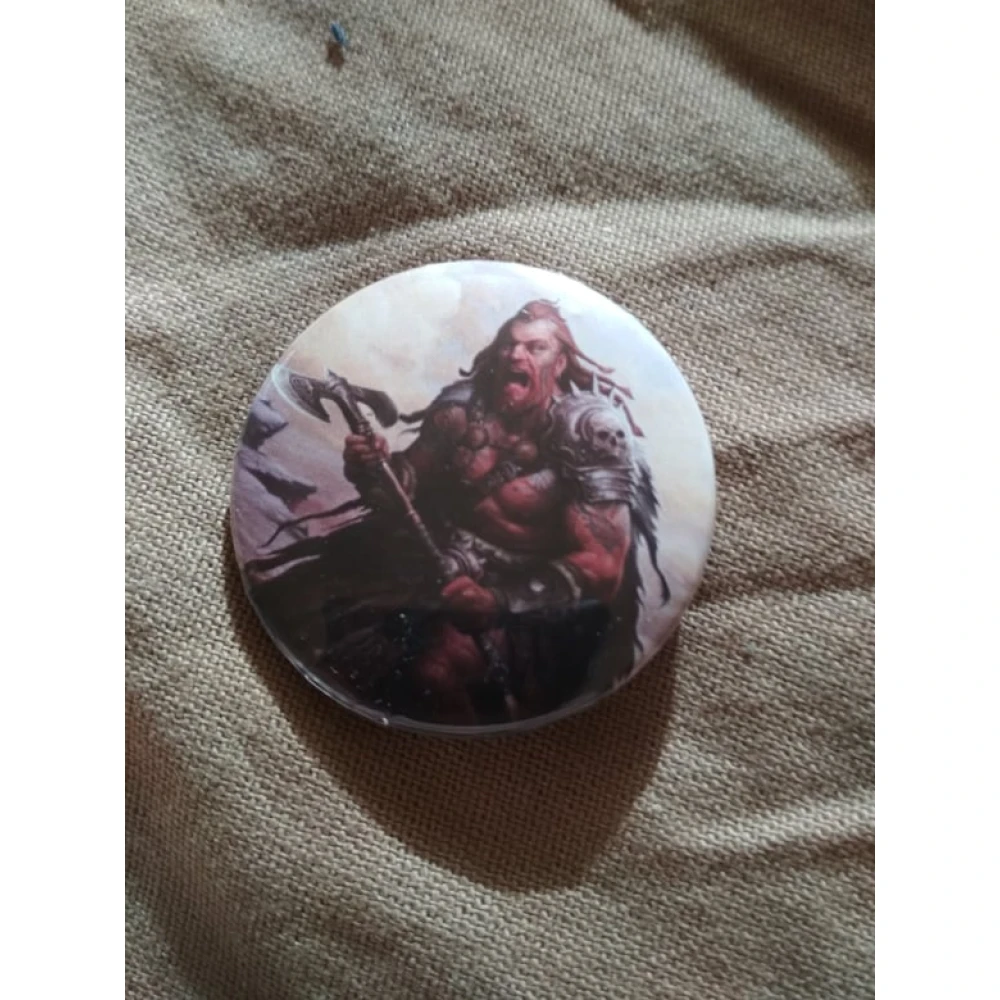 Button Jeskyně a draci – Mensch Barbar