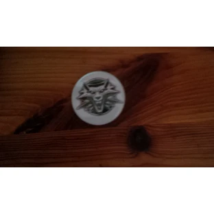 Witcher-Button weiß