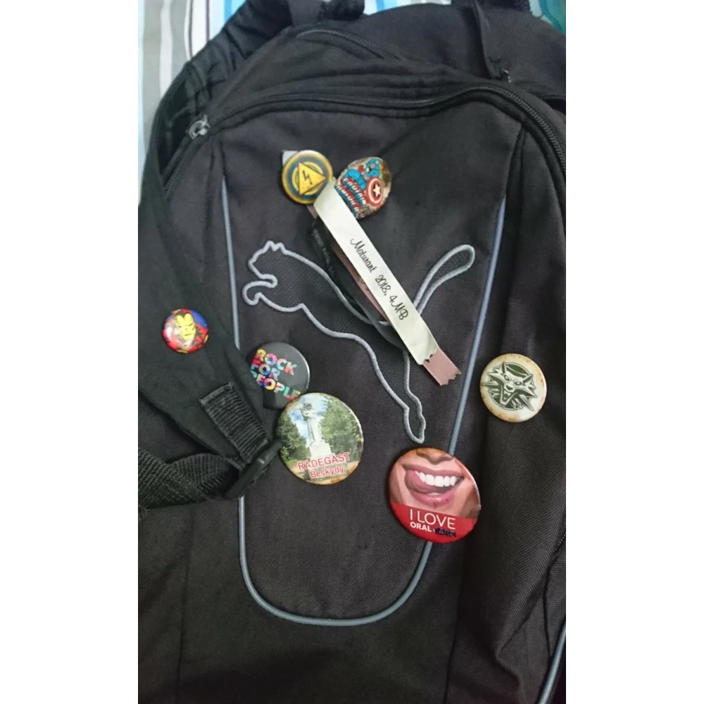Witcher-Button weiß