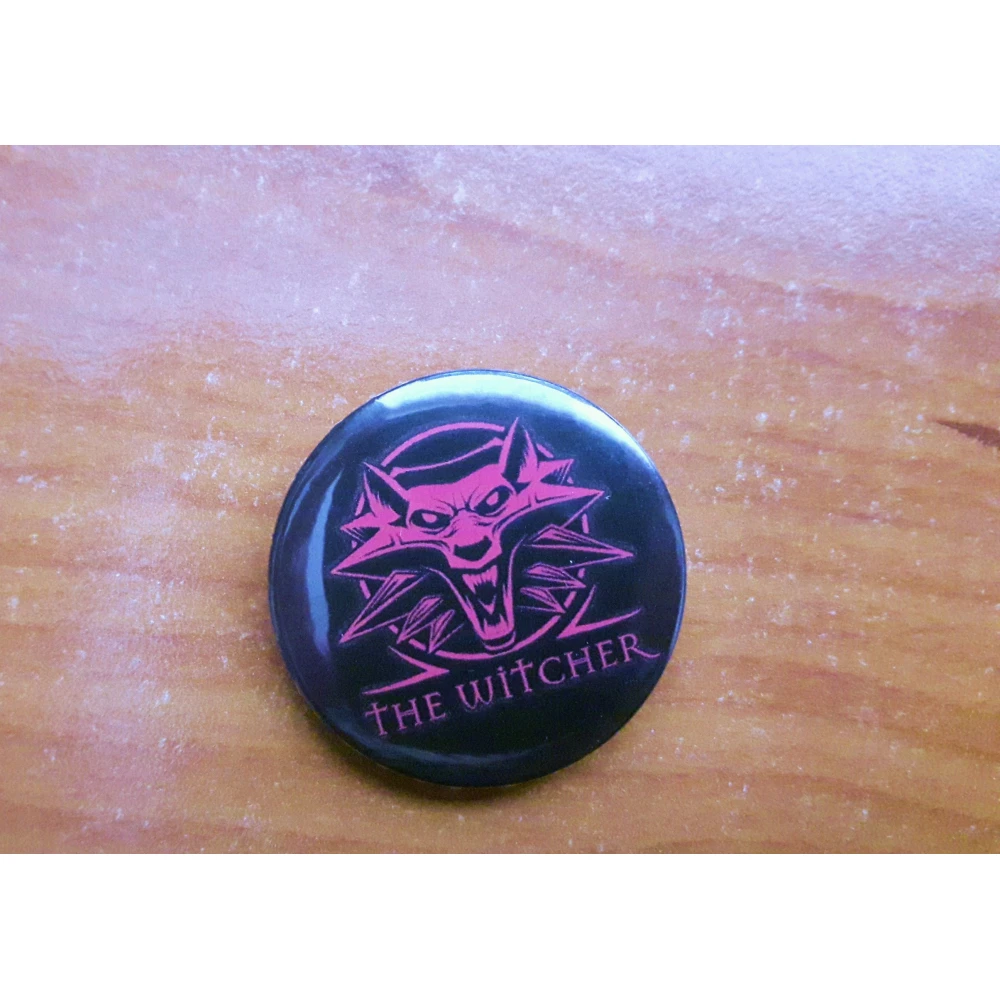 Witcher Button schwarz