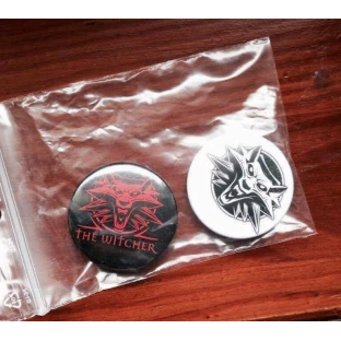 Witcher Button schwarz