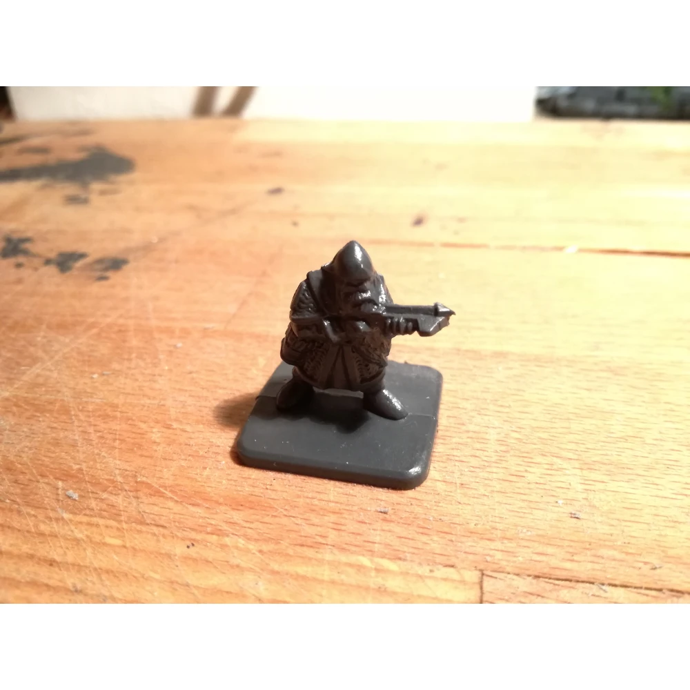 Plastová figurka - trpaslík s kuší