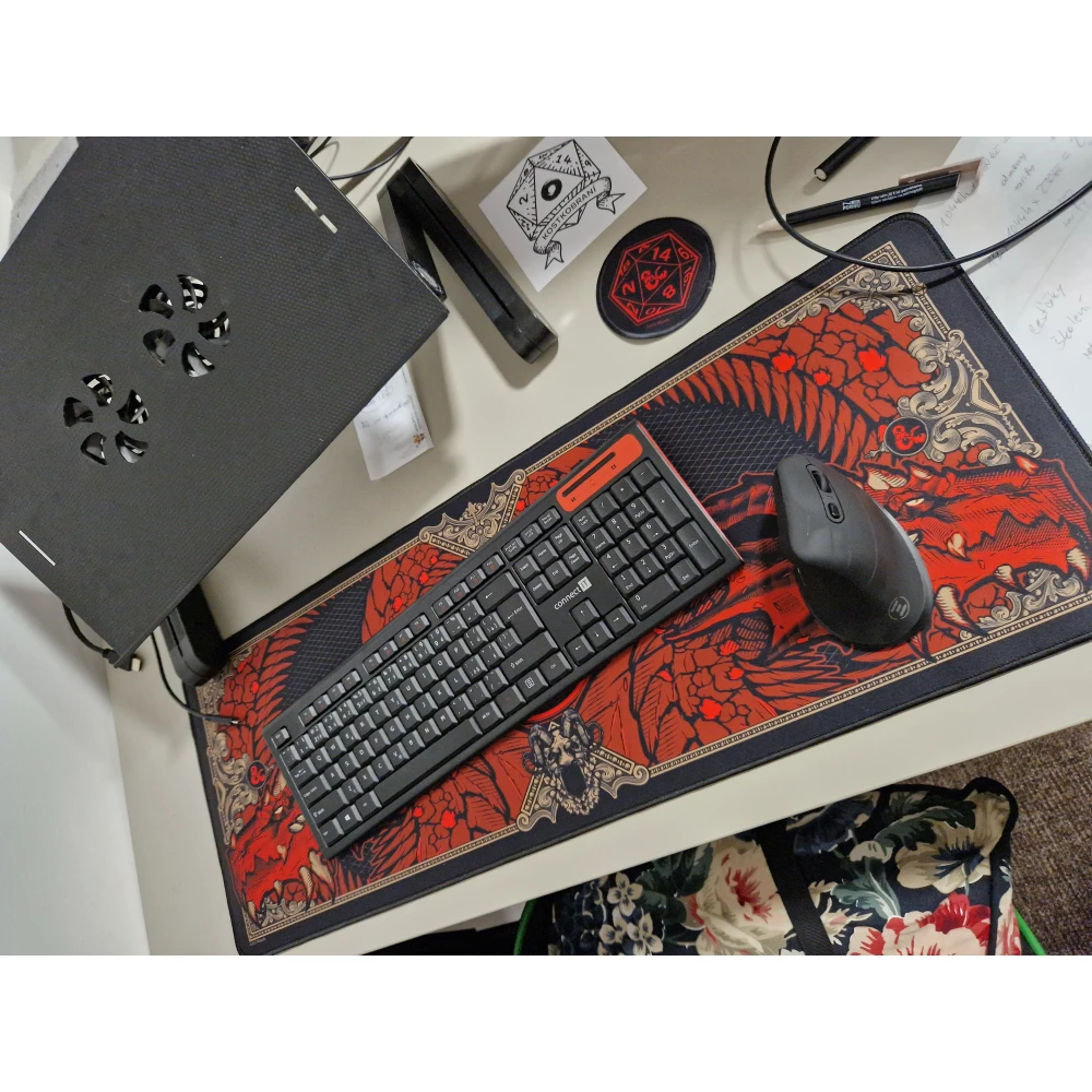 Podložka pod myš a klávesnicu Dungeons and Dragons + podtácok