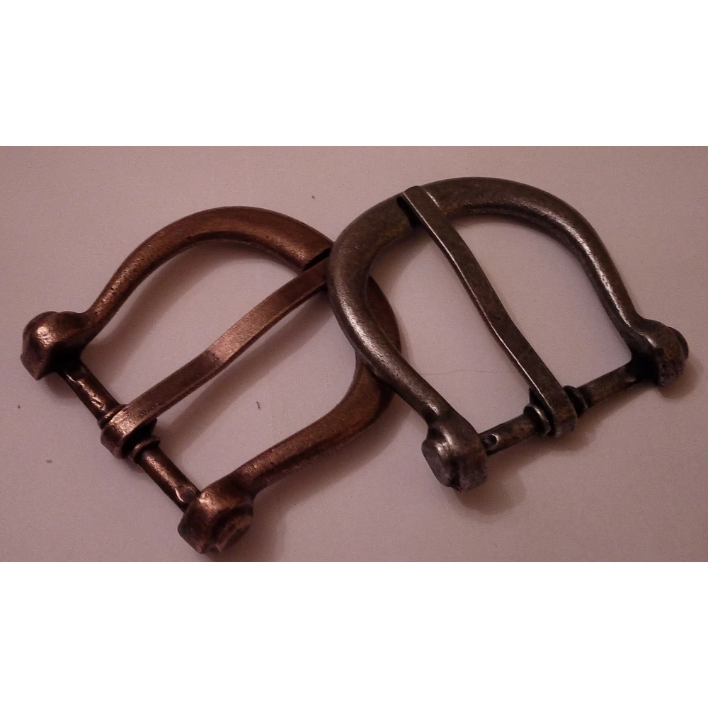 Gothic belt buckle