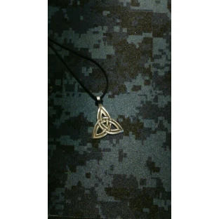 Anhänger Triquetra