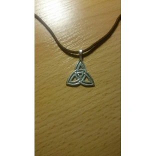 Anhänger Triquetra
