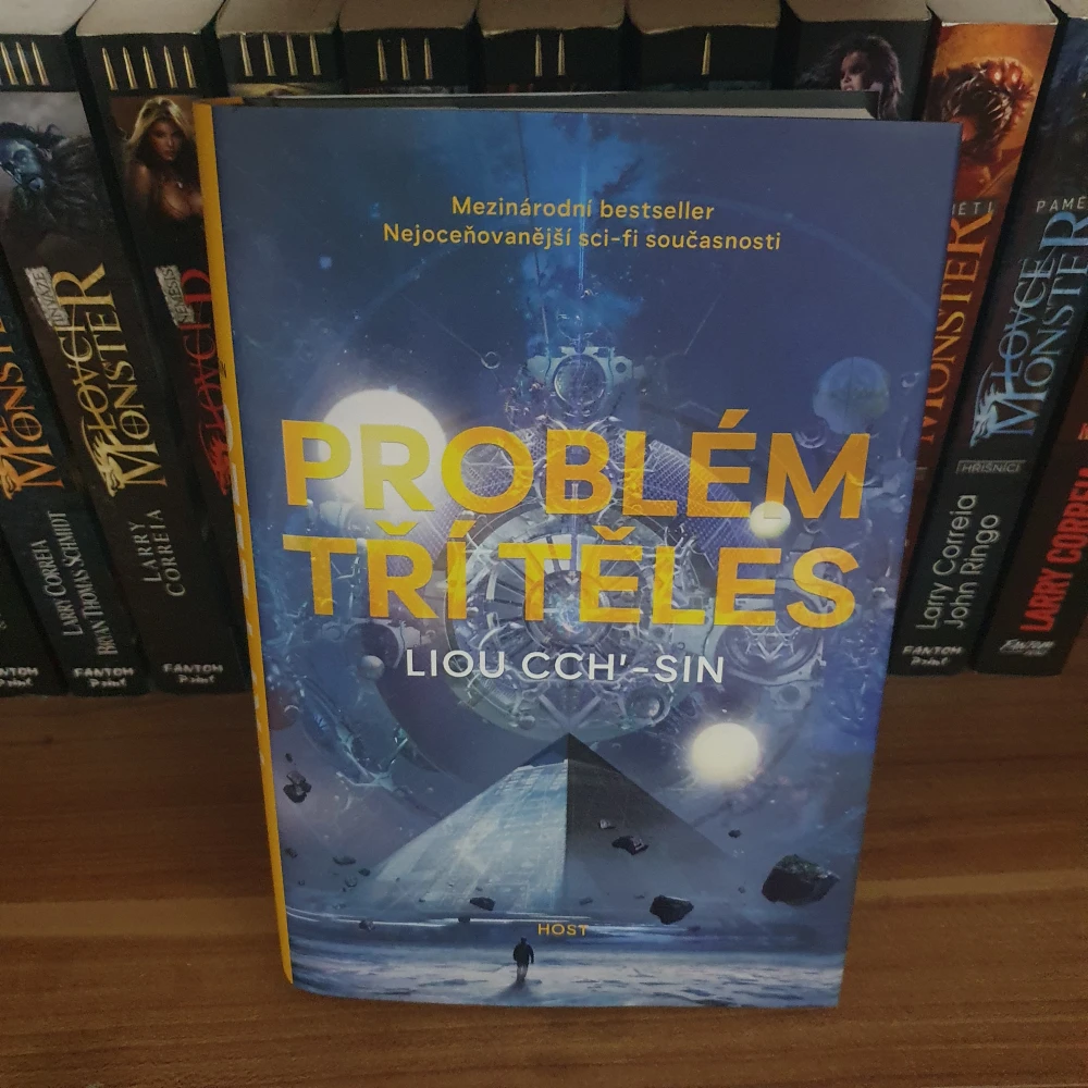 Problém tří těles (vázaná)