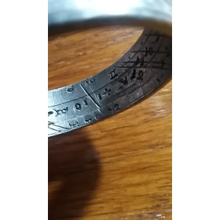 Ring-Sonnenuhr