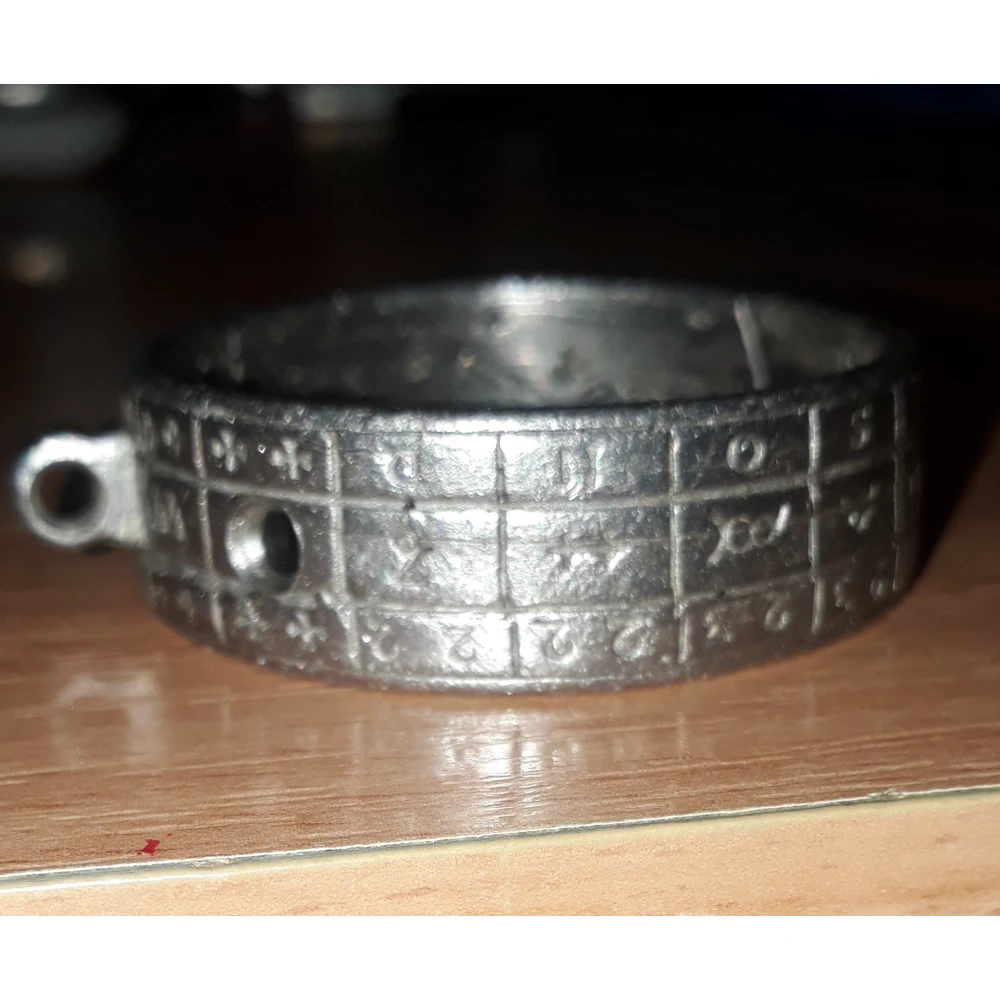 Ring-Sonnenuhr