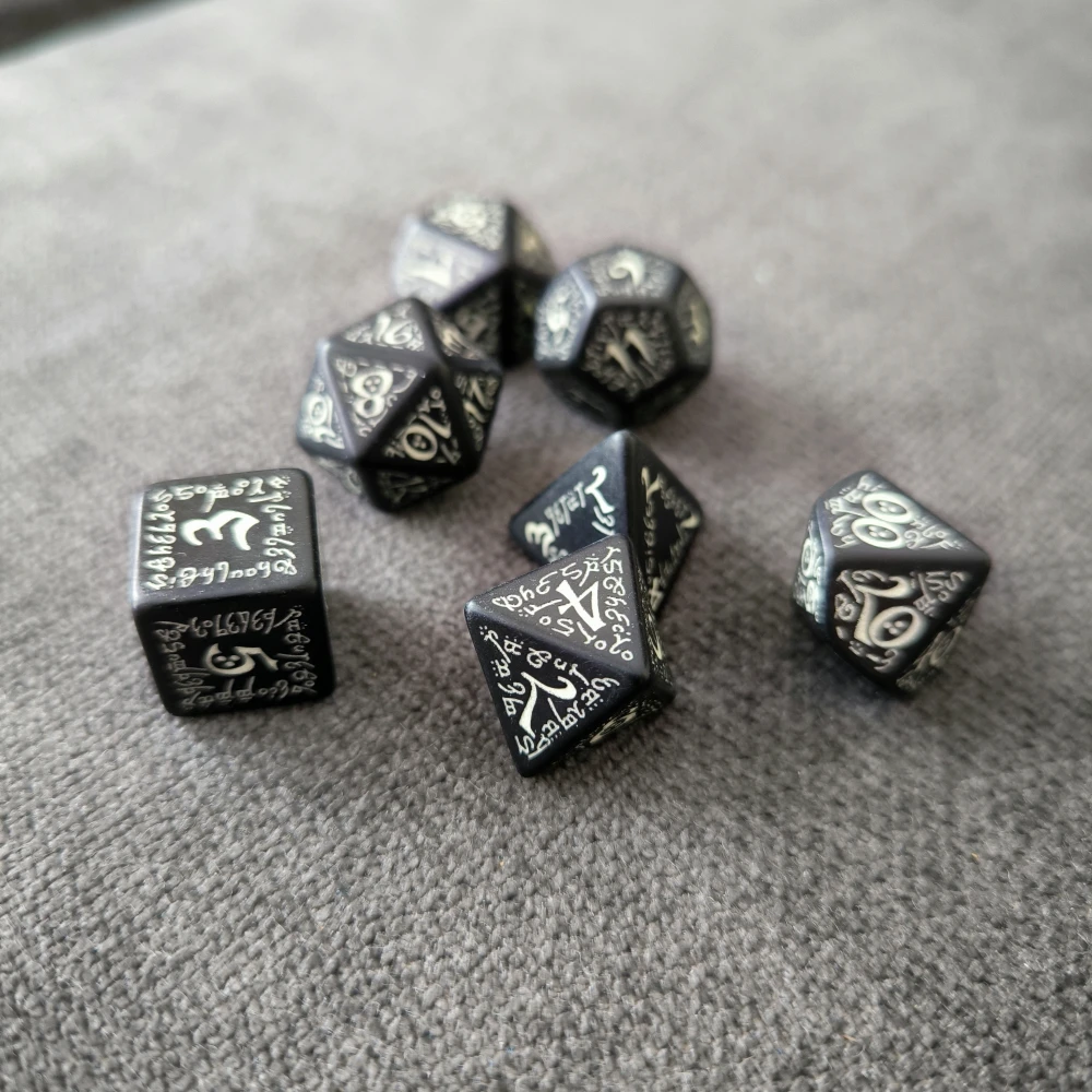 Elven Dice Set - Glow in the Dark