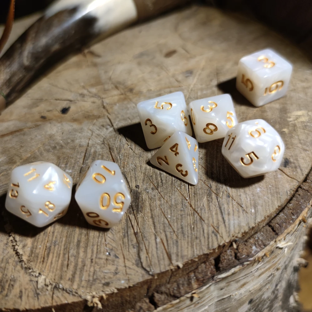 Dice Set - Pearls