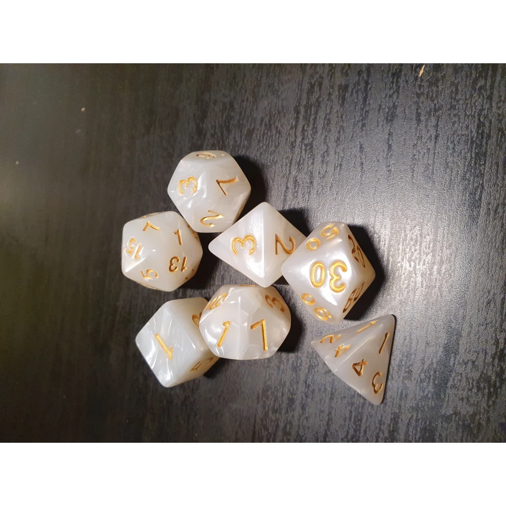 Dice Set - Pearls