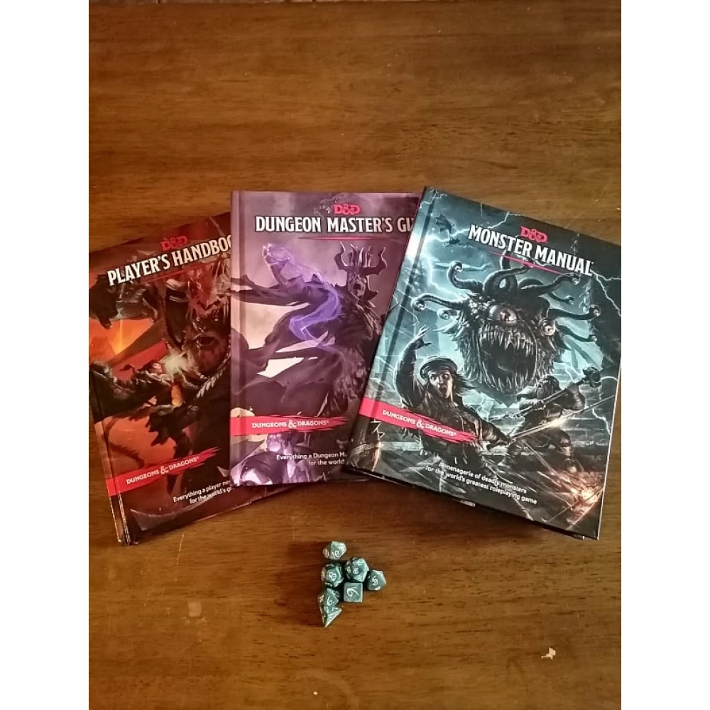 Dungeons & Dragons Core Rulebook Gift Set + Dice
