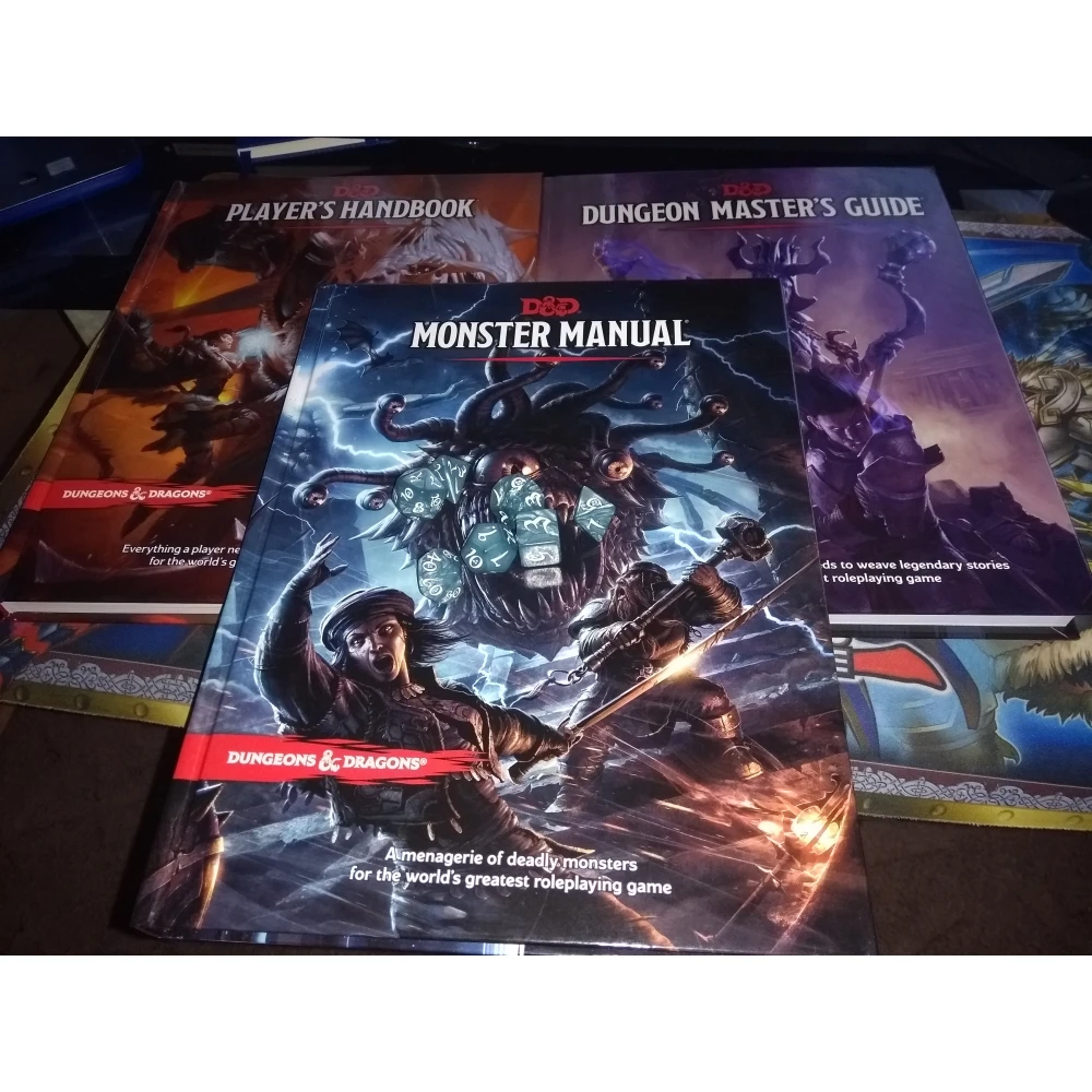 Dungeons & Dragons Core Rulebook Gift Set + Dice