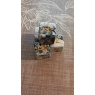 Marble Prince D6 Dice Set