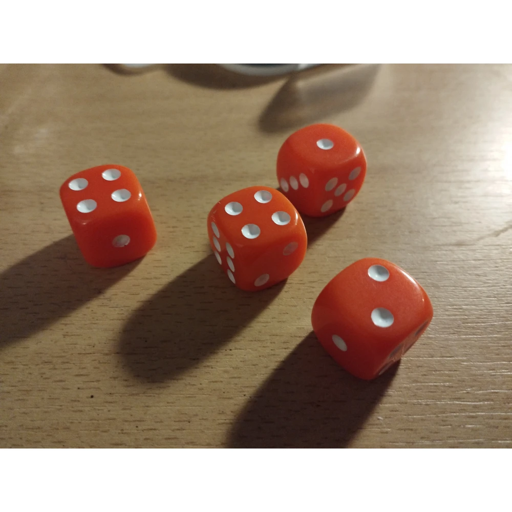 Set of six-sided dice with pips (10 pcs)