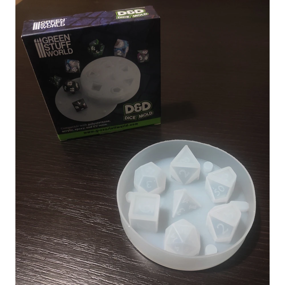 Silikonová forma na tvorbu RPG kostek