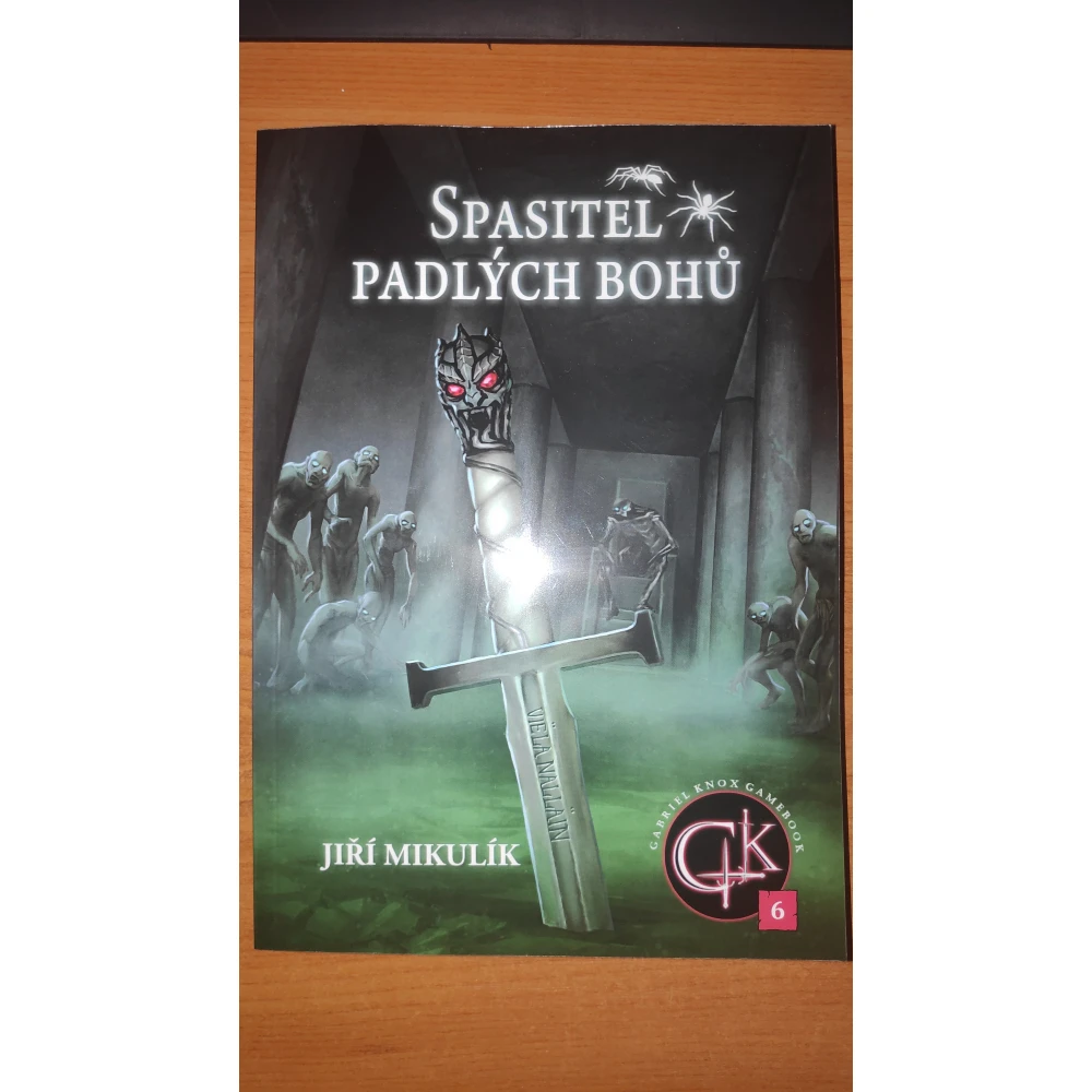 Spasitel padlých bohů