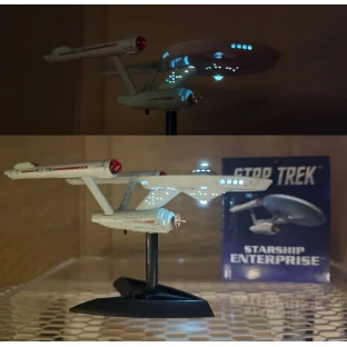 Star Trek Miniatur - U. S. S. Enterprise NCC-1701