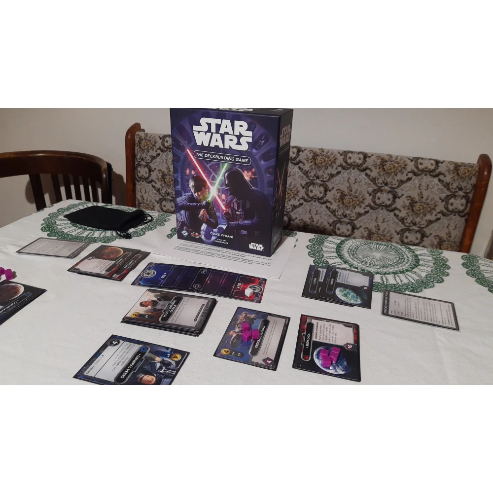 Star Wars: The Deckbuilding Game (česky)